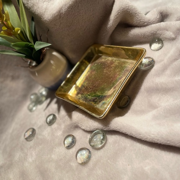 ‼️3/$33‼️ ✨🎍VINTAGE DECOR🎍✨ - Picture 3 of 3